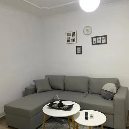 Es Apartment